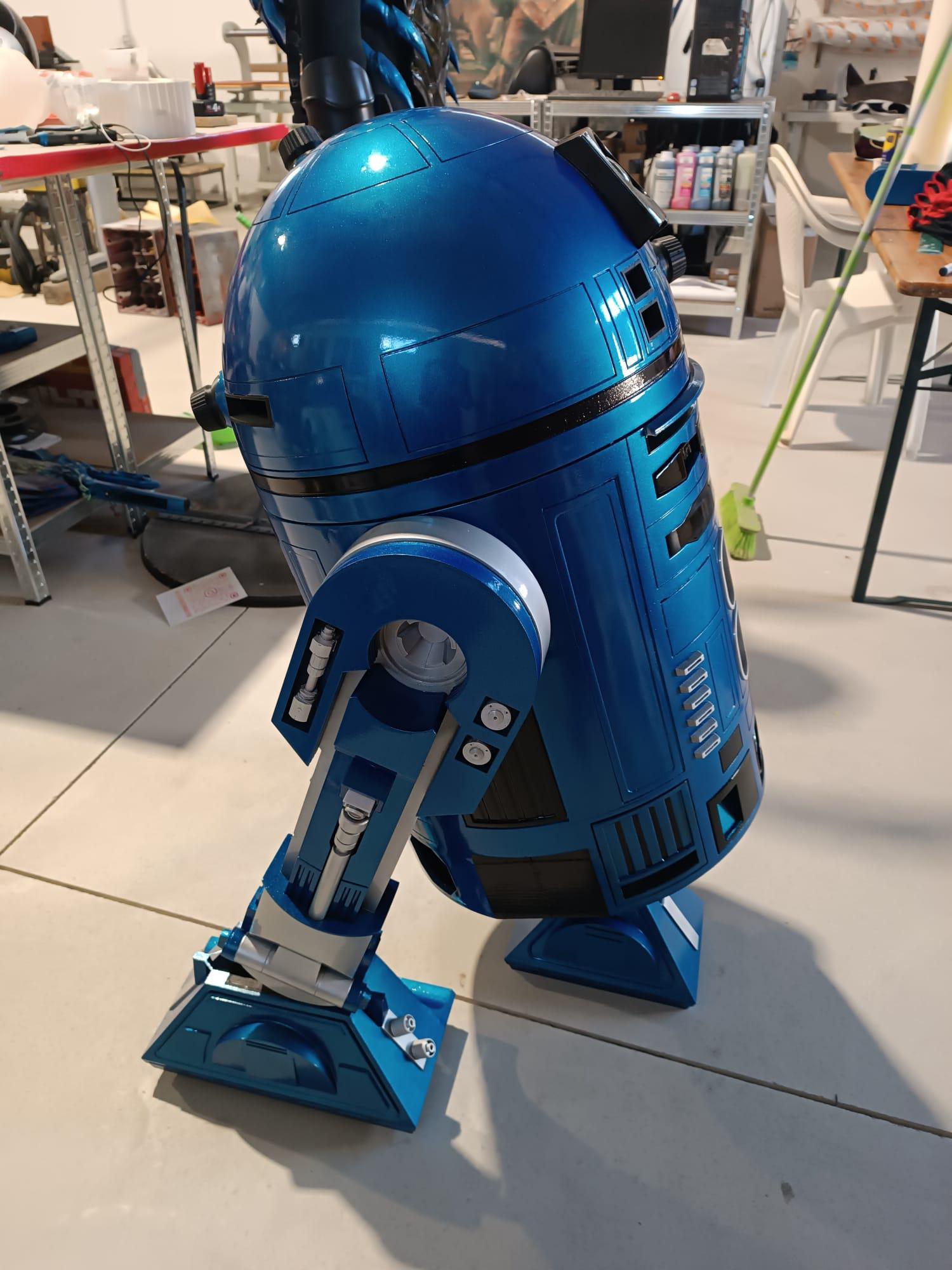 Life Size R8 Droid R2-D2 Life-size 1:1 Replica • Handmade Display Droid • 3D Printed ...