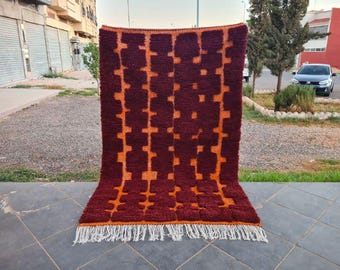 Alfombra marroquí de lana hecha a mano: Alfombra bereber naranja personalizada