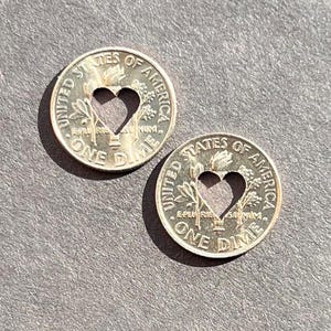 Hand Cut Dime w / Herz, Custom - Schlüsselanhänger/Anhänger