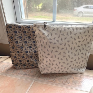 Large Flat Bottom Pouch