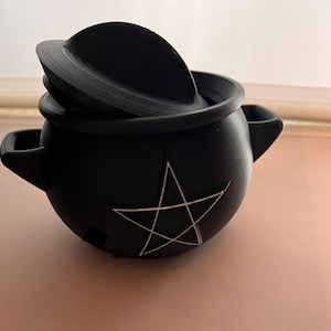 Witchy Decorative Cauldron, 3D printed, with Pentacle and Moon. 4”x4”