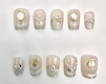 Handmade Deep Sea Press On Nails: Ocean Breath Gradient Cat Eye False Nails, Light Luxury Short Reusable Fake Nails, High-End Bling Manicure