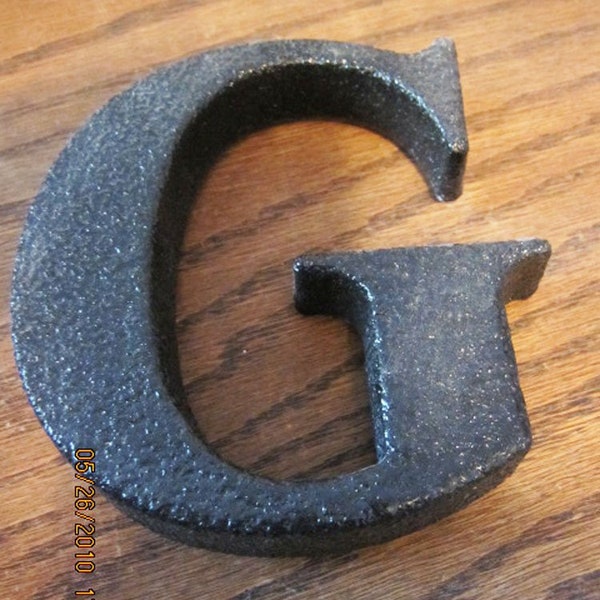 VINTAGE RETRO LETTER BUMPY BLACK - G - 4  INCHES - STEAMPUNK SUPPLY