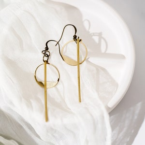 Gold Geometric Circle Drop Earrings: Modern Brass Bar Dangles
