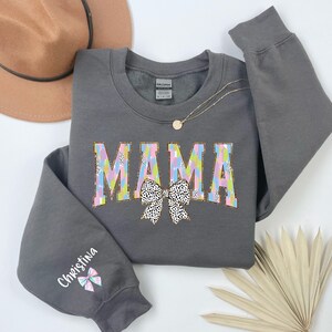 Personalized mama sweatshirt with kids names, custom mama sweatshirt, personalized new mom sweatshirt, cute Mothers Day sweatshirt gift