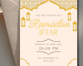 Puede incluir: Una tarjeta de invitación dorada y blanca con un diseño adornado. El texto dice "Estás invitado a un Iftar de Ramadán, Lunes 01 de Abril de 2024, 20:00 PM, 123 Anywhere St., Any City".