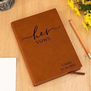 Personalized Leather His and Her Vow Books, Wedding Vow Book, Wedding Ceremony Gift, Engagement Gift for Bride Groom, Bridal Shower Gift