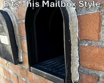 Plastic Mailbox Door Replacement – Design 1 – Custom Fit – Front Options: Plain or Text