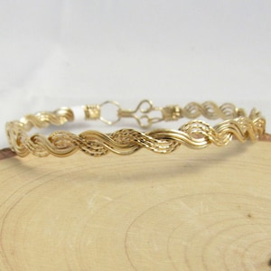 Gold Filled Bracelet, Gold Bracelet, Handmade Bracelet, Wire Wrapped Bracelet, Bangle, Wire Wrapped
