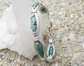 Pulsera de turquesa africana, pulsera de turquesa azul, pulsera hecha a mano, pulsera de piedras preciosas, brazalete, pulsera de alambre, pulsera de turquesa