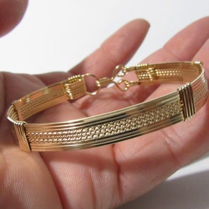 Gold Filled Bracelet, Gold Bracelet, Handmade Bracelet, Wire Wrapped Bracelet, Bangle, Wire Wrapped