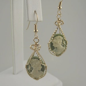 WSE-0043 Charming Lady Cameo Handmade Earring Wire Wrapped with 14k Gold Filled Wire