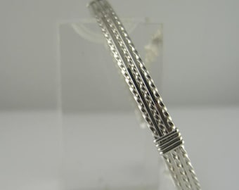 WSB-1164, Armband i sterlingsilver, Silverarmband, Handgjort armband, Trådlindat armband, Armring, Trådlindat, Trådlindade smycken