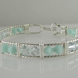 WSB-0075, Swarovski Bracelet, Handmade Bracelet, Swarovski Crystal Bracelet, Wire Wrapped, Bangle, Wire Wrapped Bracelet