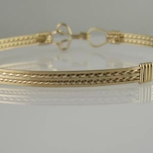 WSB-0073, Gold Filled Bracelet, Gold Bracelet, Handmade Bracelet, Wire Wrapped Bracelet, Bangle, Wire Wrapped