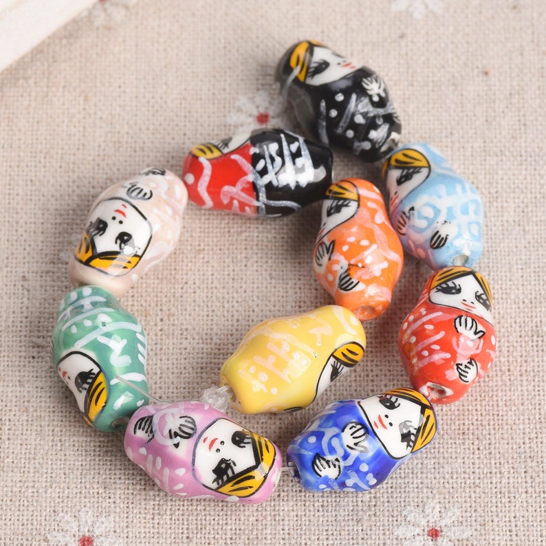 5pcs 22x13mm Matryoshka Russian Doll Shape Handmade Ceramic Porcelain Loose Beads For Jewelry Making DIY Crafts Findings imagem 2