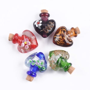1pcs Heart Shape 27x25mm Handmad Flower Lampwork Glass Bottle for DIY Pendant Jewelry Making Empty Perfume Essential Oil Bottle