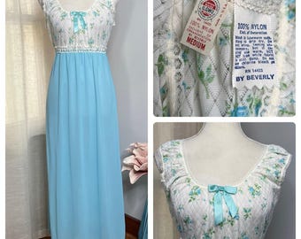 70s Vintage Beverly Floral Nightgown House Dress Powder Blue Women's Small