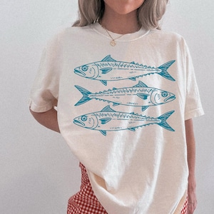 Vintage Fish Shirt, Coastal Sardine Tee, Retro Sardine Fishing Shirt, Ocean Lover Beach Graphic Tee, Vintage Fish Shirt, Funny Fishing Shirt
