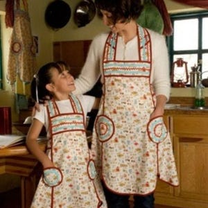 Sew Liberated Lola Apron Pattern-Mother And Daughter Vintage Look