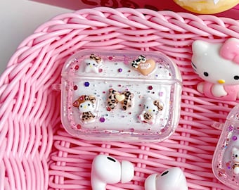 Handgemachte 3D-Hello Kitty-Design, Glitzeranhänger, niedliche Schleife, funkelnd, Airpods 1 2 3 pro Fallgeschenke für sie, Air-Pods-Hülle Einzigartige künstlerische Abdeckung