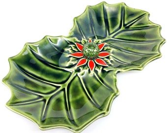 Enesco Christmas Poinsettia Divided Dish Ceramic Serving Plate Holiday Tray Finial Vintage