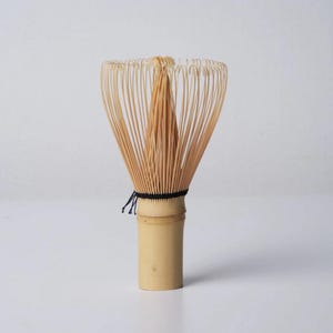Handcrafted Made in Japan Japanese Matcha Tea Whisk – Kazuho Chasen