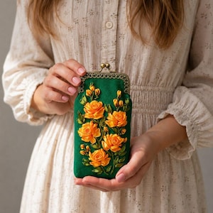 Estuche para gafas bordado con cinta hecha a mano, soporte floral para gafas, estuche para gafas con rosa naranja, estuche para gafas con cierre de beso. Regalo ideal.