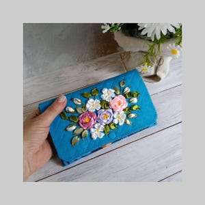 Portafoglio fatto a mano, portafoglio ricamato con nastri, grazioso portafoglio da regalo per lei.