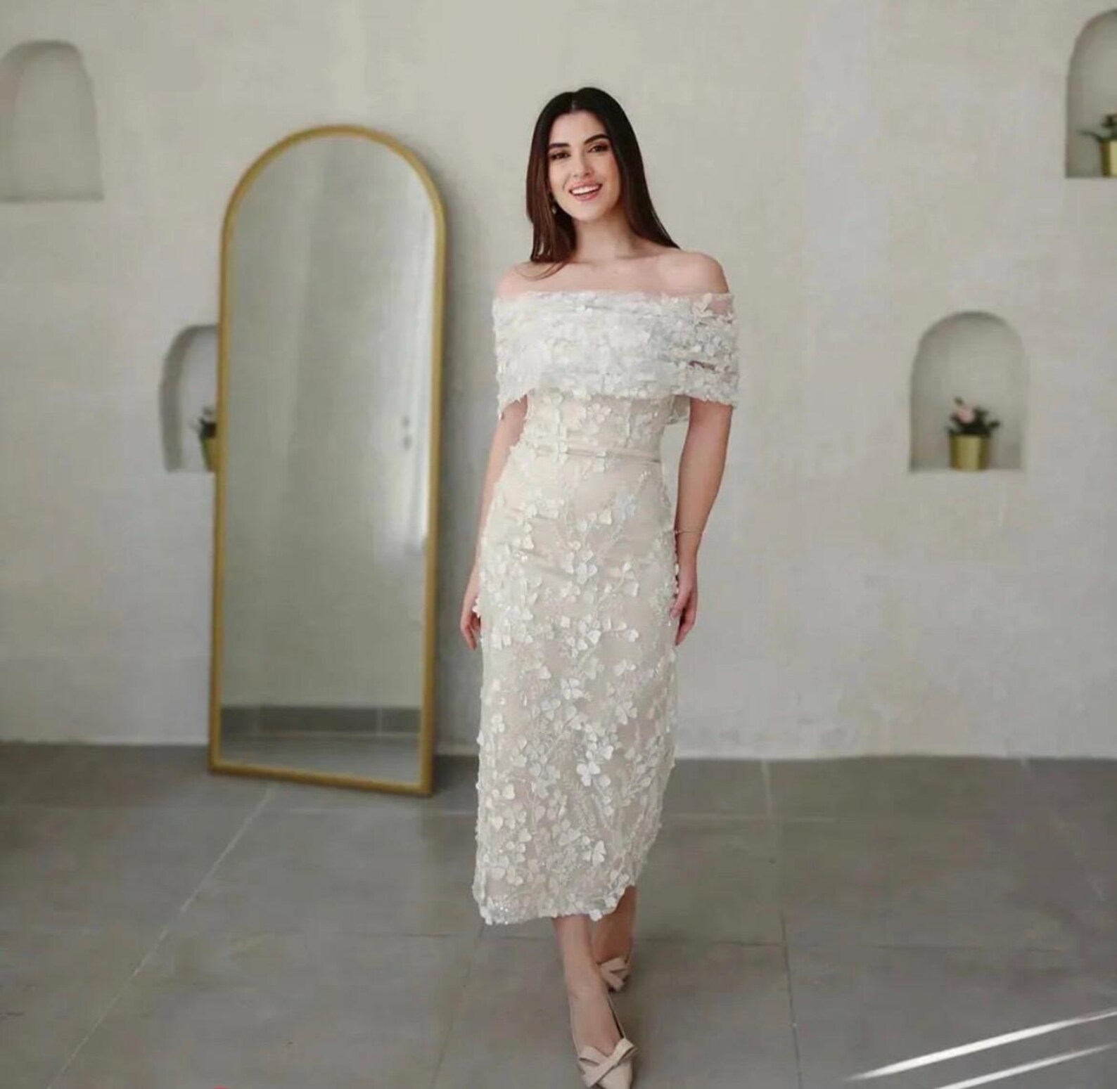 Elegant Off-the-Shoulder Sheer Top with Appliqued Maxi Dress Champagne