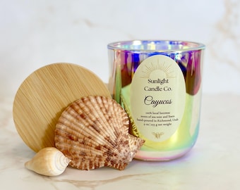 Cayucos Beeswax Candle: Hand-Poured, 9 oz, Prismatic Glass Jar, Bamboo Lid, Organic
