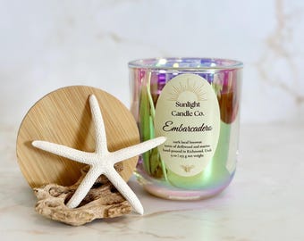 Embarcadero Beeswax Candle: Hand-Poured, 9 oz, Prismatic Glass Jar, Bamboo Lid, Organic