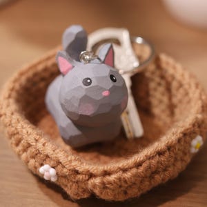 Handmade Carved Wooden Cat Keychain, Car Keyring, Minimalist Cat Ornament,Unique Cat Lover Gift ,Bag Decoration,Gift to Friend,Bestie,Family