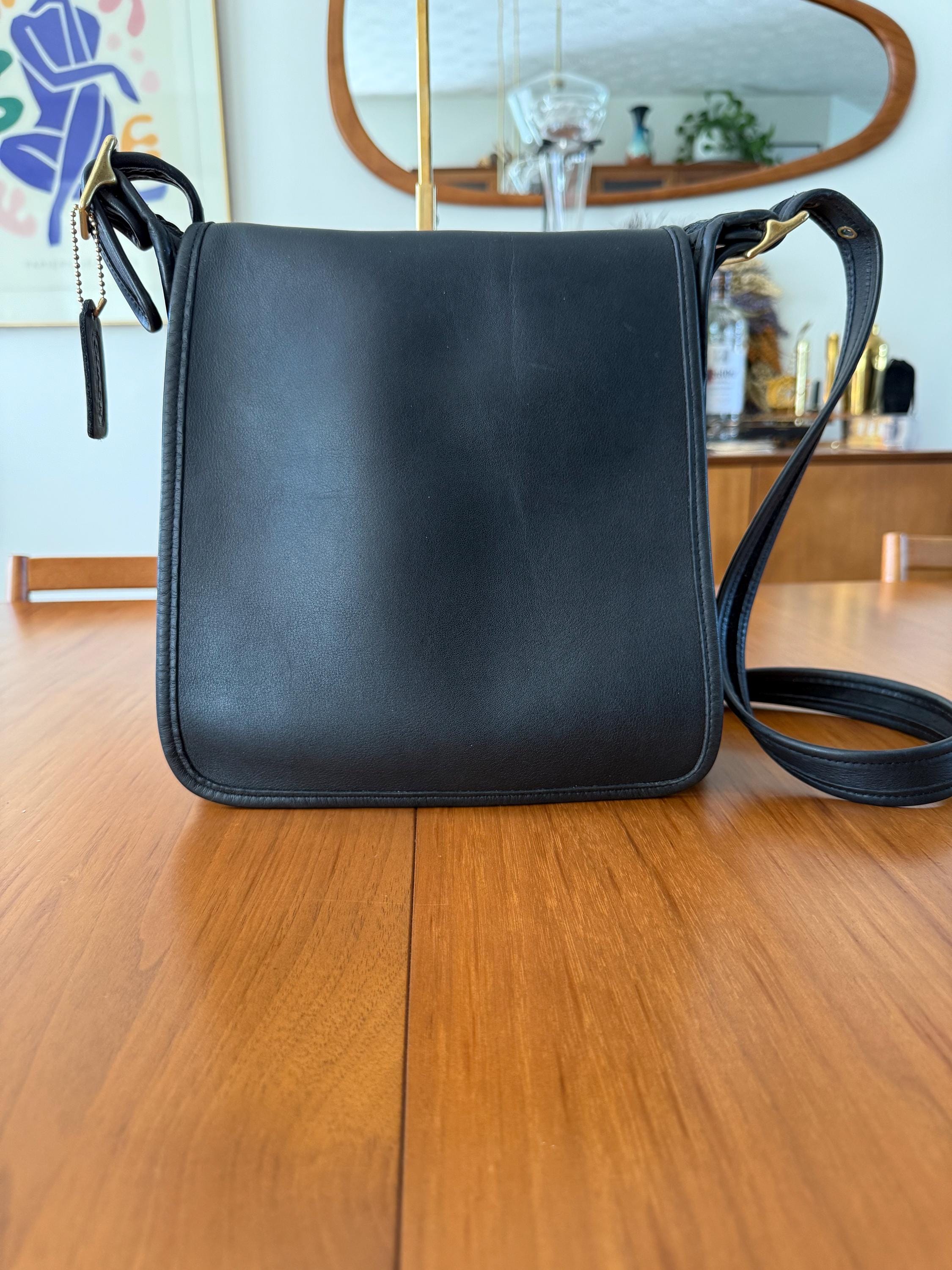 バッグ Coach Legacy Turnrock Slim Flap Leather COACH Legacy Turnrock Slim Flap Shoulder | eBay