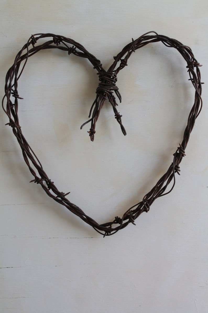 Handmade rusty barbed wire heart wall decor Etsy