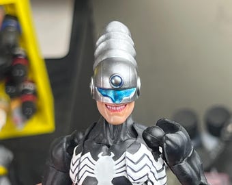 The Maker heads 1/12