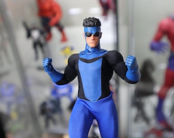 Invincible heads unpainted (no figure)