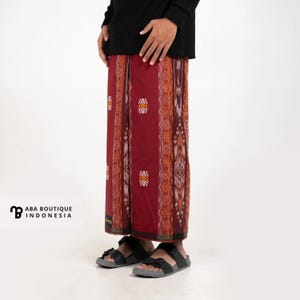 Indonesian Batik Sarong For Men Muslim Prayer - Print Sarong - Beach Sarong - Beachwrap - Sarong Shawl - Islamic Ramadhan Eid Mubarak Gift