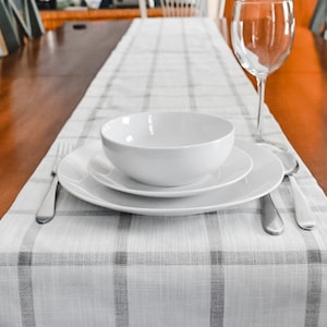 Buffalo check runner /  Plaid Table Runner / Ecru Plaid Table Runner /  Ecru table runner / Table linens / Table cloths