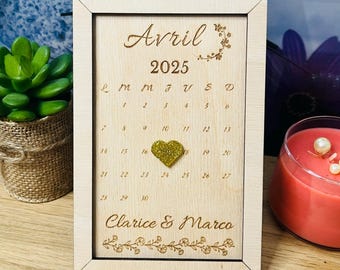 Save the date frame, save the date, personalized wooden frame, wedding souvenir calendar, wedding invitation, gift