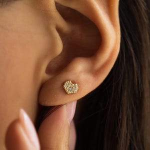 Tiny Stone Heart 14K Gold Earrings: Elegant Jewelry