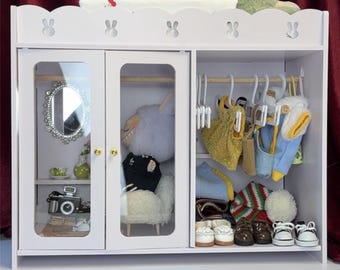 Labubu Tiny House Furniture - Mini Wardrobe & Bed for 17cm Dolls, Custom name Labubu's furniture, Gift for Popmart Fans (Display or Storage)