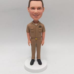 Custom Police Officer Bobblehead - Personalized Law Enforcement Gift for Men/Women，gifts for police academy graduation，law enforcement gifts