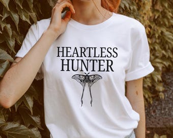 Heartless Hunter Shirt The Crimson Moth Book Shirt Fantasy Reader Tee Bookish Villain Aesthetic T-Shirt for YA and Romantasy Fans