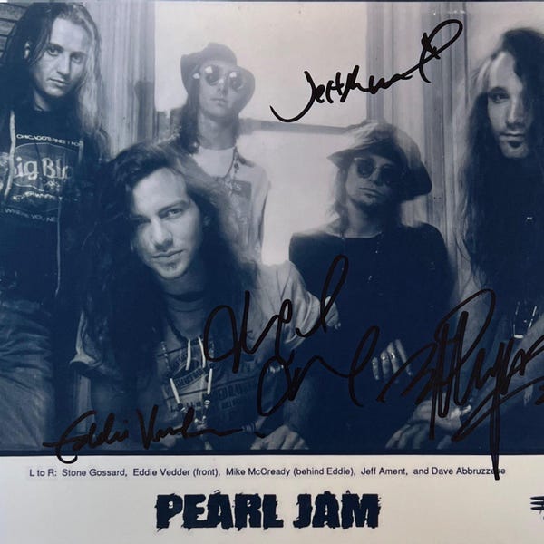 Autograph COA Signed Pearl Jam Photo