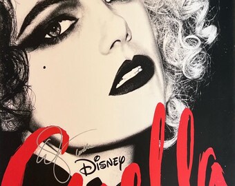 直筆サイン入りクルエラポスター COA - Etsy 日本