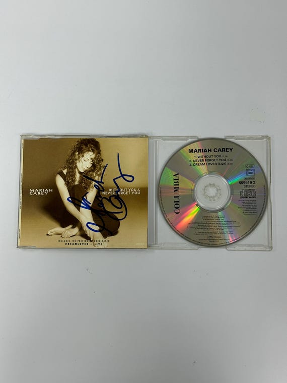 直筆サイン入りマライア・キャリー CD - Etsy 日本