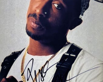 Autograph COA Signed Tupac Photo