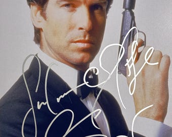 Autograph Signed COA  Pierce Brosnan Photo