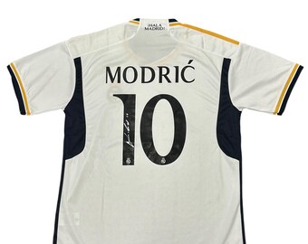 ルカ・モドリッチ 直筆サイン入りサッカーカード - Etsy 日本